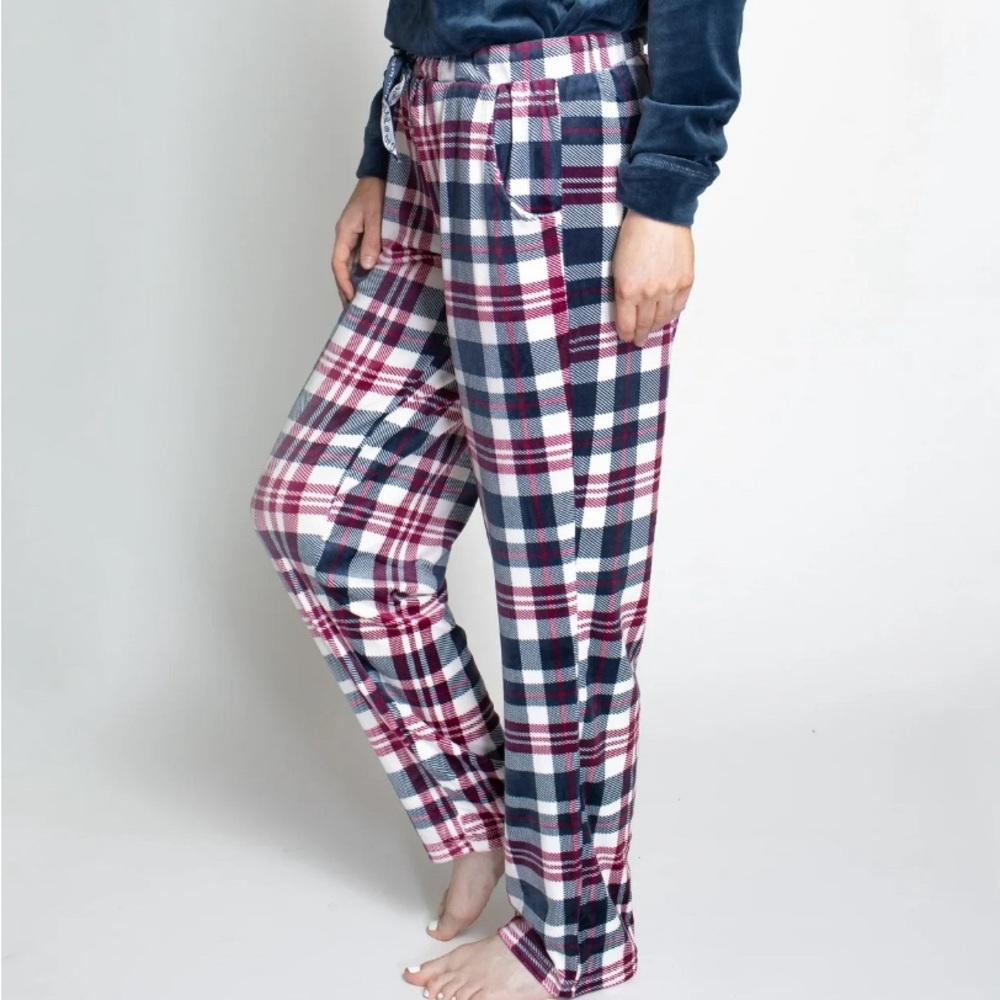 Like New Muk Luks silky velour stretch plaid pajama pants 2X - Picture 2 of 11